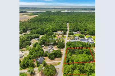 3773 Oakwood Drive SE, Oak Island, NC 28461 - Photo 11
