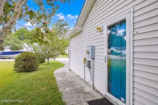608 Brook St, Morehead City, NC 28557 - Photo 21