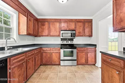 3298 Bessemer Drive, Greenville, NC 27858 - Photo 9