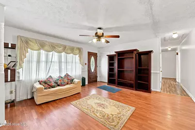 114 Wilbur Street, Tabor City, NC 28463 - Photo 5