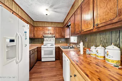 114 Wilbur Street, Tabor City, NC 28463 - Photo 7