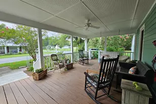 405 W Clinton St, Roseboro, NC 28382 - Photo 5