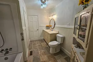 405 W Clinton St, Roseboro, NC 28382 - Photo 21