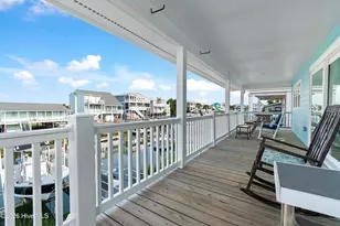 139 Tarpon Dr, Holden Beach, NC 28462 - Photo 33