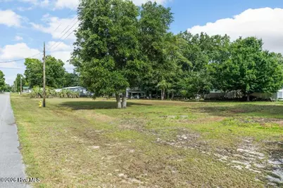 591 Beachview Drive SE, Bolivia, NC 28422 - Photo 1