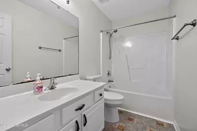 9818 N Olde Towne Wynd SE, Leland, NC 28451 - Photo 19