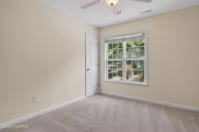 9818 N Olde Towne Wynd SE, Leland, NC 28451 - Photo 17