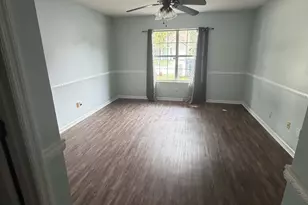 500 St George Cove, Jacksonville, NC 28546 - Photo 5