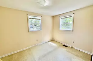 136 Floyd Pond Ln, Richlands, NC 28574 - Photo 17