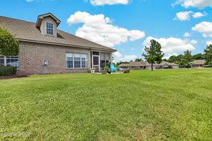 320 Castle Bay Dr, Hampstead, NC 28443 - Photo 35