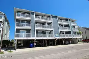 1308 Carolina Beach Ave N, Carolina Beach, NC 28428 - Photo 5