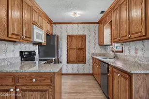 282 Riggs Rd, Hubert, NC 28539 - Photo 11