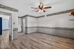 282 Riggs Rd, Hubert, NC 28539 - Photo 19