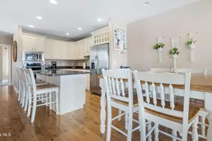 521 S 3rd Ave, Kure Beach, NC 28449 - Photo 27