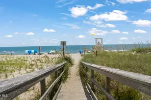 521 S 3rd Ave, Kure Beach, NC 28449 - Photo 25
