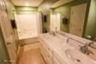 521 S 3rd Ave, Kure Beach, NC 28449 - Photo 15