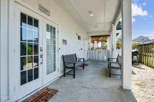 1214 Canal Dr, Carolina Beach, NC 28428 - Photo 5