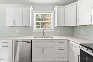 213 Rice St, Hamlet, NC 28345 - Photo 9