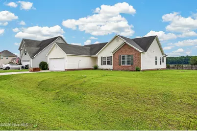 108 Farmington Drive, Richlands, NC 28574 - Photo 5