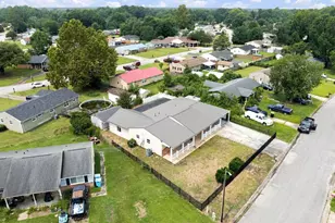 403 Dale Dr, Jacksonville, NC 28540 - Photo 11