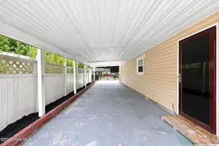 403 Dale Dr, Jacksonville, NC 28540 - Photo 9