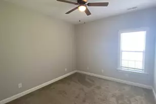 2044 Cambria Dr, Greenville, NC 27834 - Photo 7
