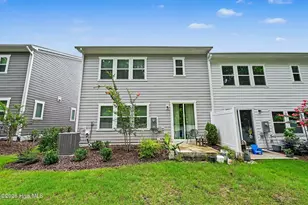 7821 Sofiana Ave, Raleigh, NC 27617 - Photo 23