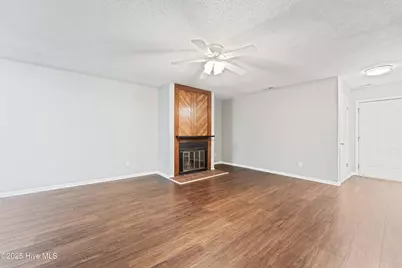 22 S Onsville Place, Jacksonville, NC 28546 - Photo 5