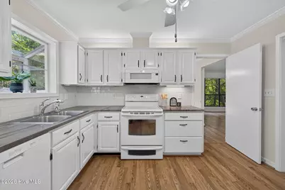 971 Birch Creek Drive, Wilmington, NC 28403 - Photo 17