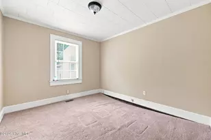 203 Fairview St, Williamston, NC 27892 - Photo 15