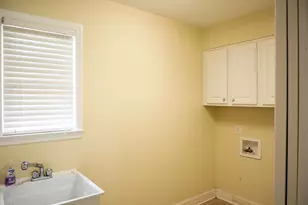 424 Wilcox Rd, Kinston, NC 28501 - Photo 11