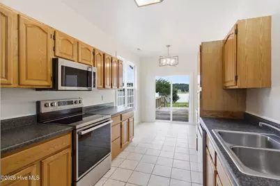 189 Crooked Run Drive, New Bern, NC 28560 - Photo 11