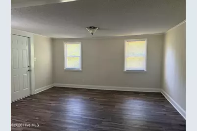 511 E Woodall Street, Smithfield, NC 27577 - Photo 5