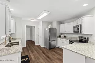 405 Jasmine N, Swansboro, NC 28584 - Photo 27