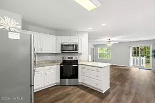 405 Jasmine N, Swansboro, NC 28584 - Photo 29