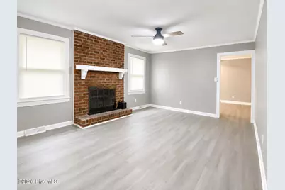 2576 Forrest Drive, Kinston, NC 28504 - Photo 7