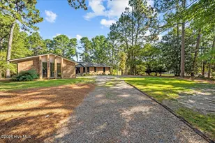5 Crows Nest, Whispering Pines, NC 28327 - Photo 3