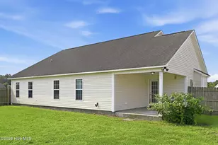 411 Dylan Ct, Beulaville, NC 28518 - Photo 35