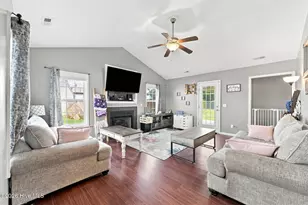 411 Dylan Ct, Beulaville, NC 28518 - Photo 5