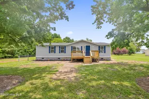 64 Outfield Dr, Bladenboro, NC 28320 - Photo 1