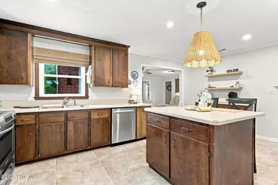 211 Vine Street, Beaufort, NC 28516 - Photo 17
