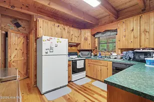 185 Falling Waters Ln, Murphy, NC 28906 - Photo 11