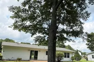 2216 Ridge Rd, New Bern, NC 28560 - Photo 9