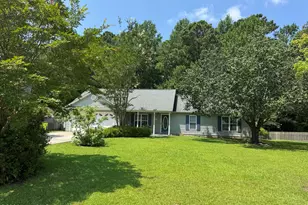 105 Farina Dr, Havelock, NC 28532 - Photo 3