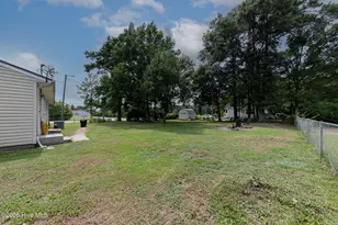 670 Queens Creek Rd, Hubert, NC 28539 - Photo 33