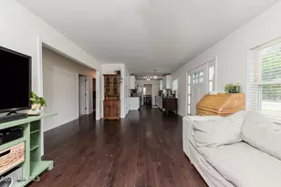 670 Queens Creek Rd, Hubert, NC 28539 - Photo 7