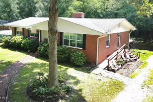 208 Drew St, Louisburg, NC 27549 - Photo 9