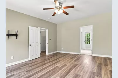 302 Squire Court, Maple Hill, NC 28454 - Photo 19