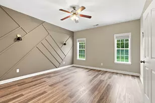 302 Squire Ct, Maple Hill, NC 28454 - Photo 17