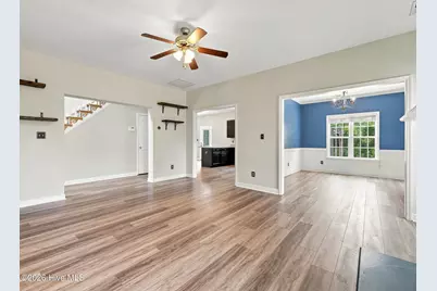 302 Squire Court, Maple Hill, NC 28454 - Photo 3